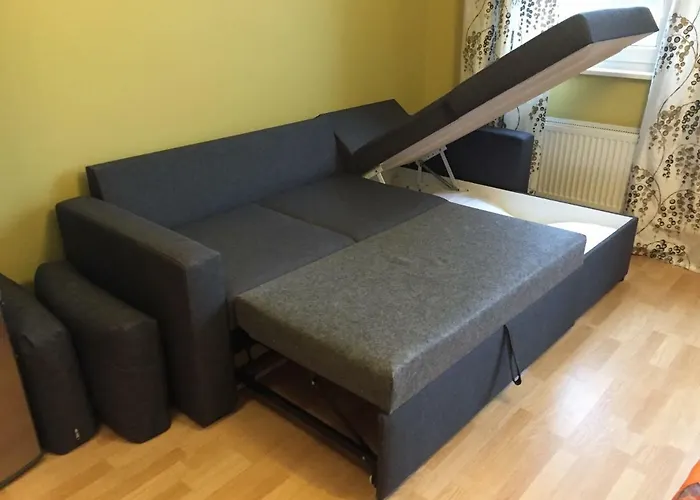 Near Centre Apartment *